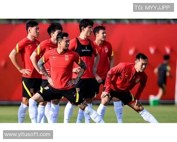 男足国家队迎新挑战，备战世界杯预选赛，教练组调整阵容迎接硬仗