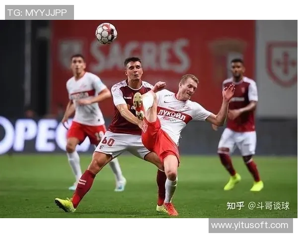 沙尔克04遭遇连败霍芬海姆客场不敌，危机加重