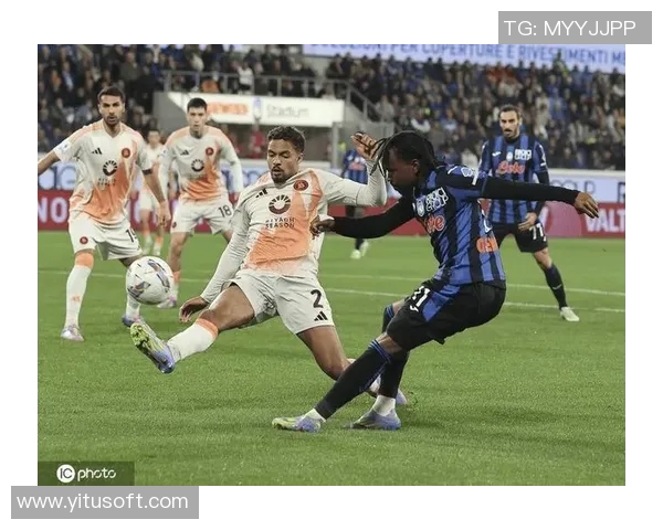 意甲激战亚特兰大主场迎战强敌罗马争夺关键三分之战