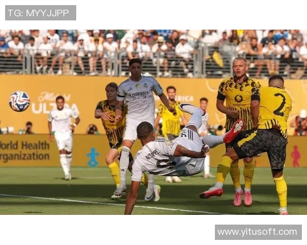 皇马与中国队激情对决展现足球魅力与文化交流的精彩瞬间