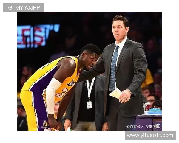 杰登艾维的篮球之路：从大学新星到NBA未来之星的成长历程